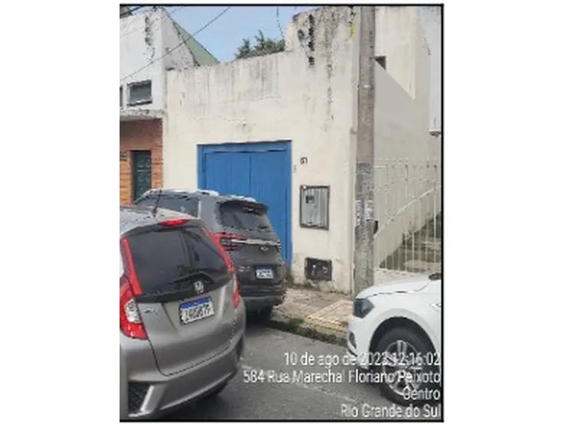 Casa em Leilão Extrajudicial