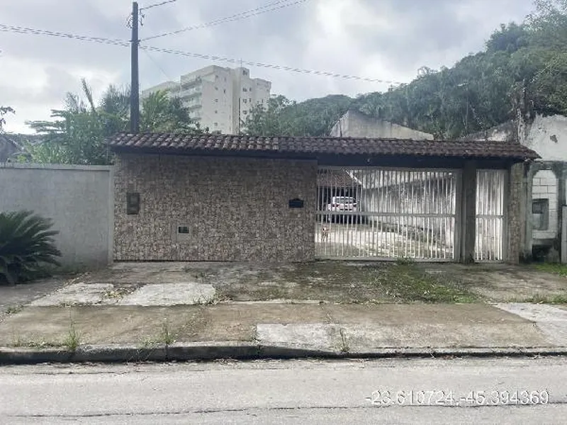 Casa em Leilão Extrajudicial