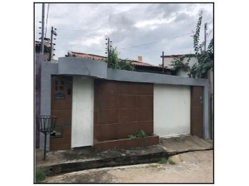 Casa em Leilão Extrajudicial