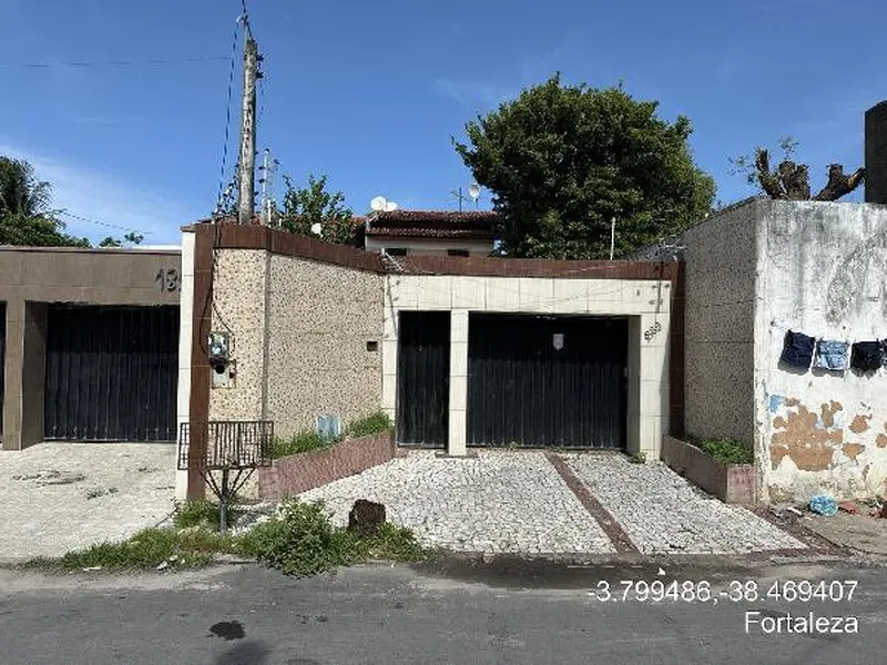 Casa em Leilão Extrajudicial