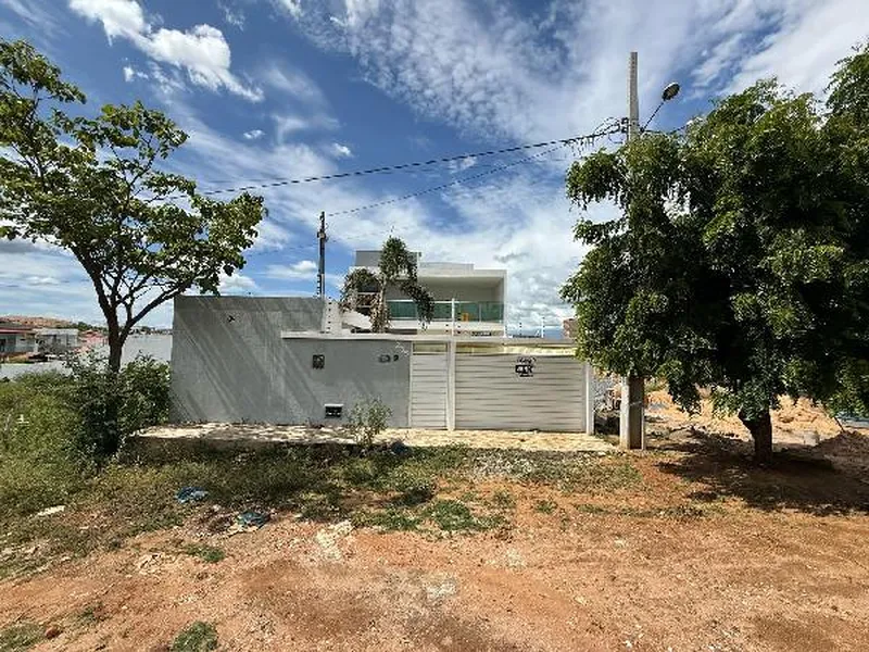 Casa em Leilão Extrajudicial