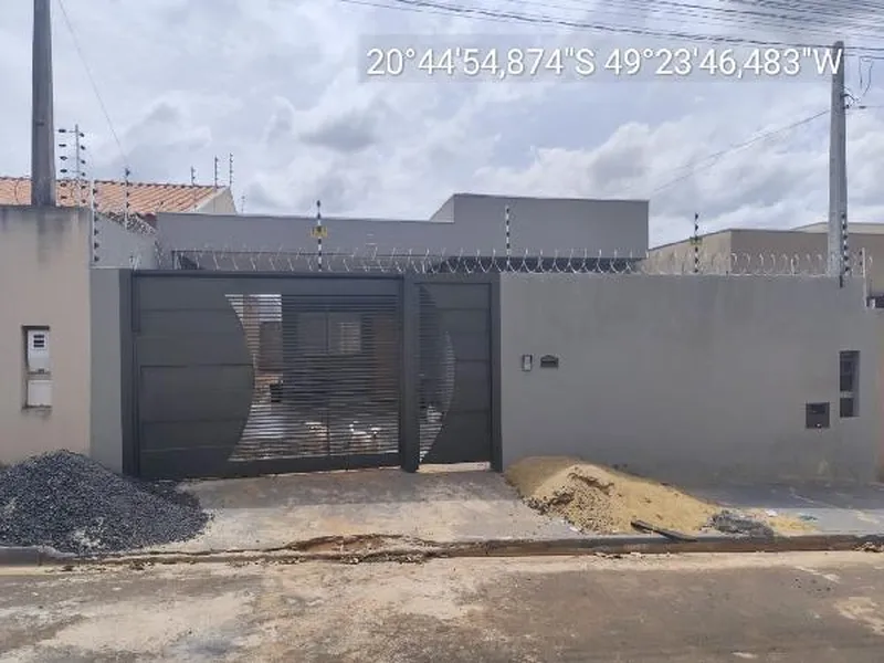 Prédio em Leilão Extrajudicial