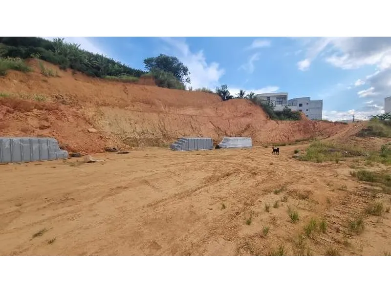 Terreno em Leilão Extrajudicial