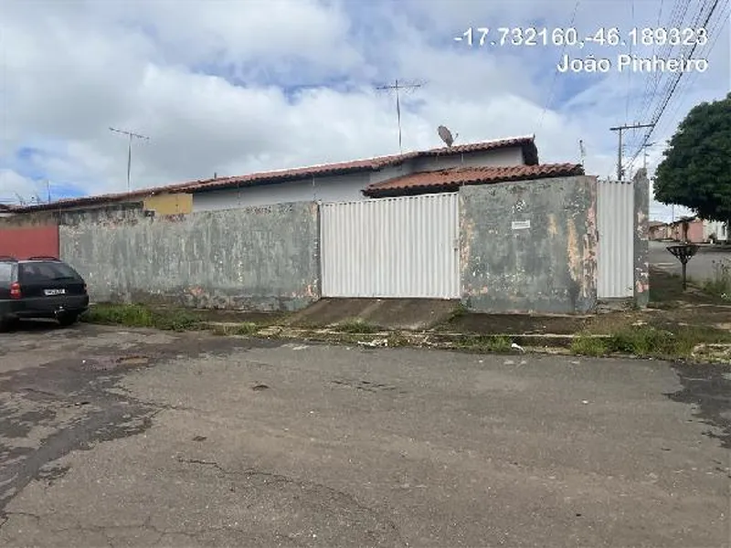 Casa em Leilão Extrajudicial