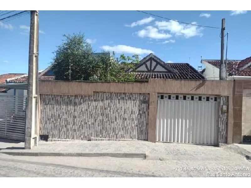 Casa em Leilão Extrajudicial