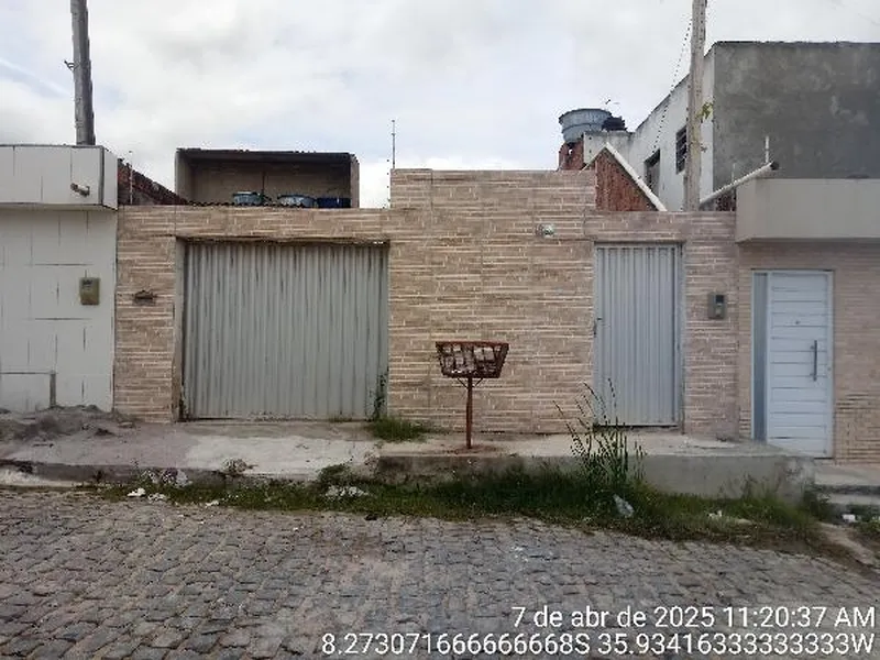 Casa em Leilão Extrajudicial