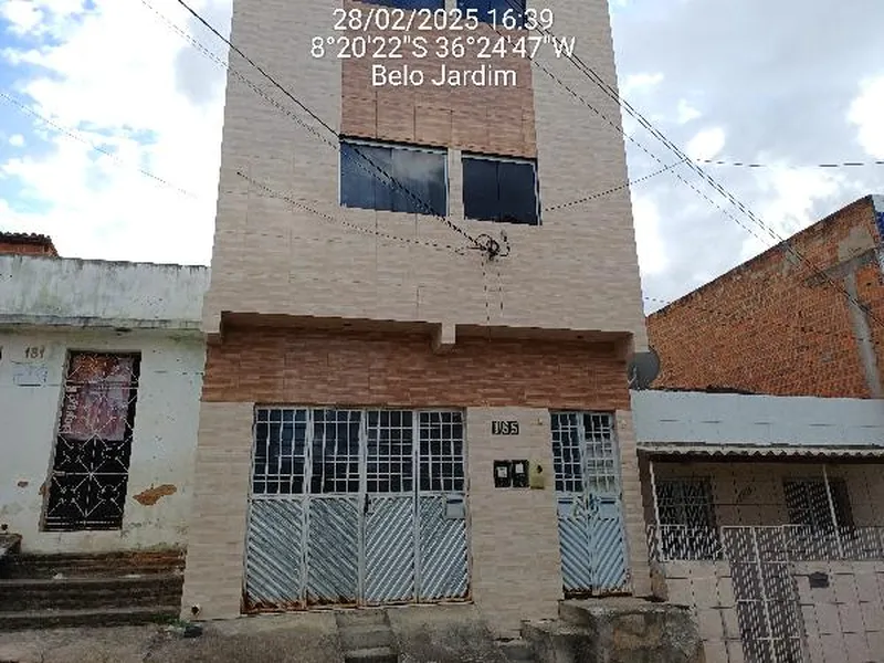 Casa em Leilão Extrajudicial