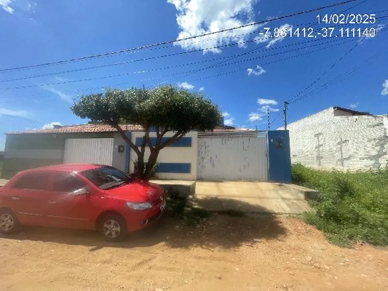Casa em Leilão Extrajudicial