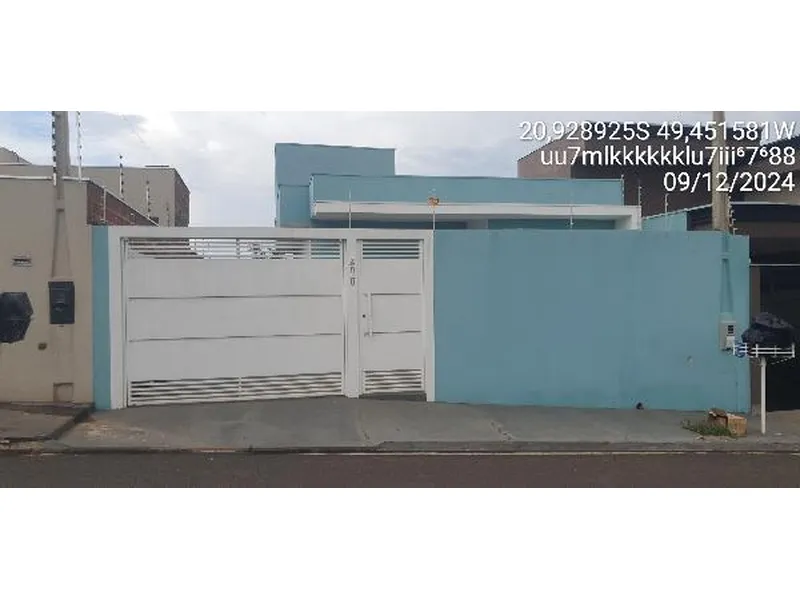 Casa em Leilão Extrajudicial