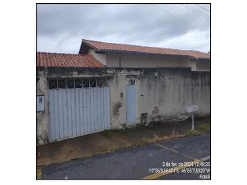Casa em Leilão Extrajudicial