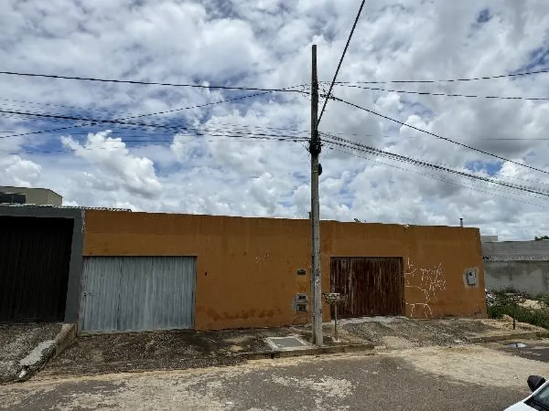 Casa em Leilão Extrajudicial