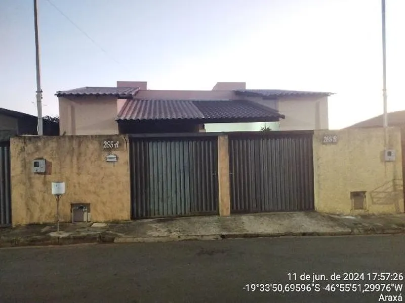Casa em Leilão Extrajudicial