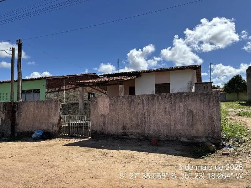 Prédio em Leilão Extrajudicial