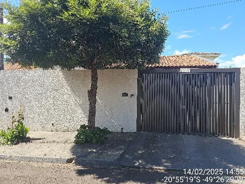 Casa em Leilão Extrajudicial