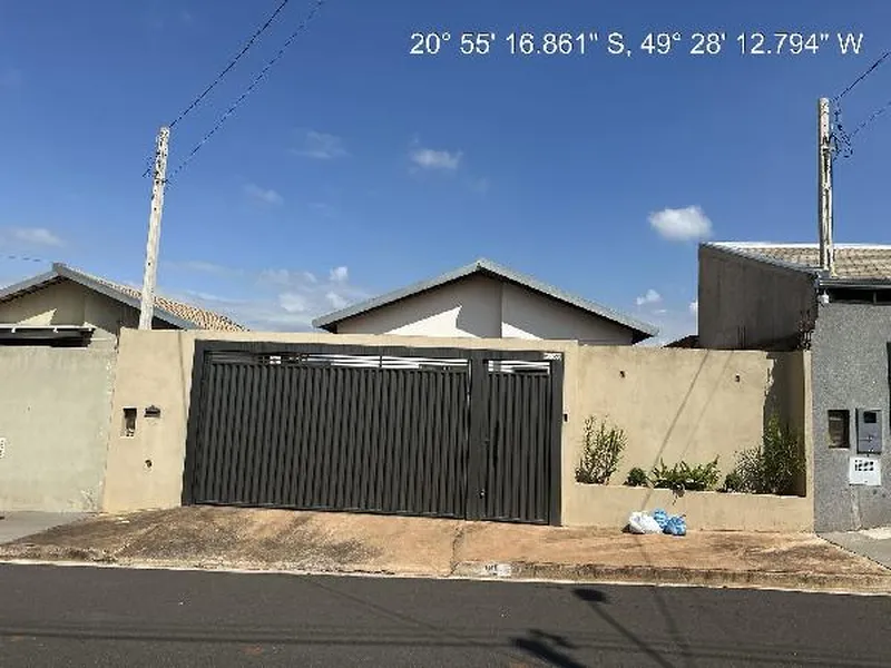 Casa em Leilão Extrajudicial