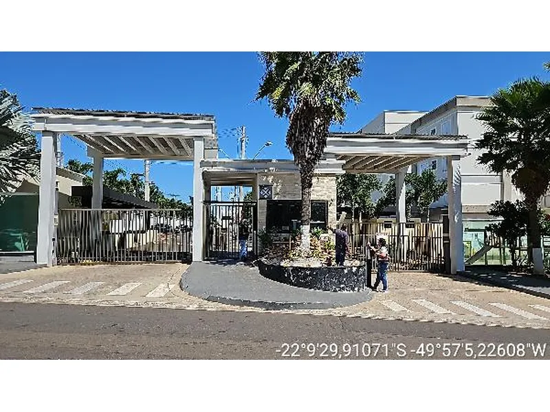 Apartamento em Leilão Extrajudicial