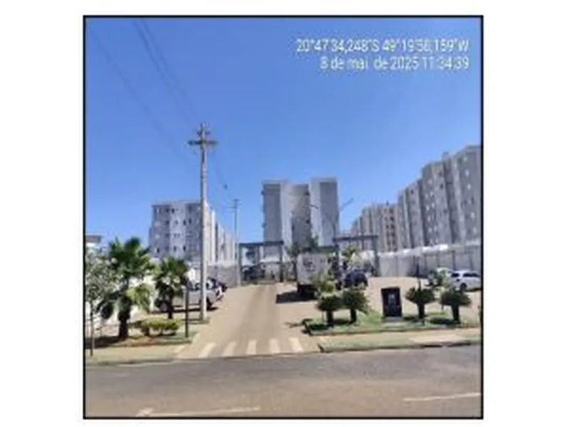 Apartamento em Leilão Extrajudicial