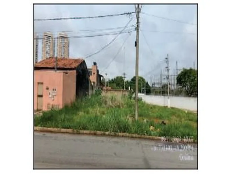 Terreno em Licitação