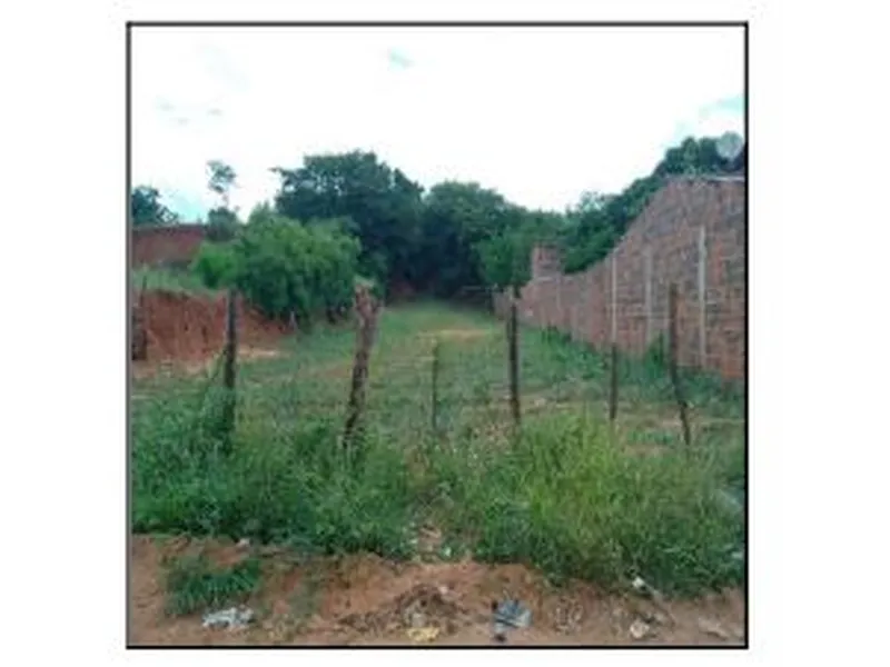 Terreno em Licitação
