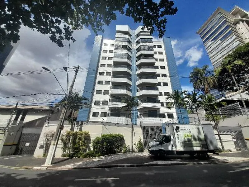 Apartamento em Licitação