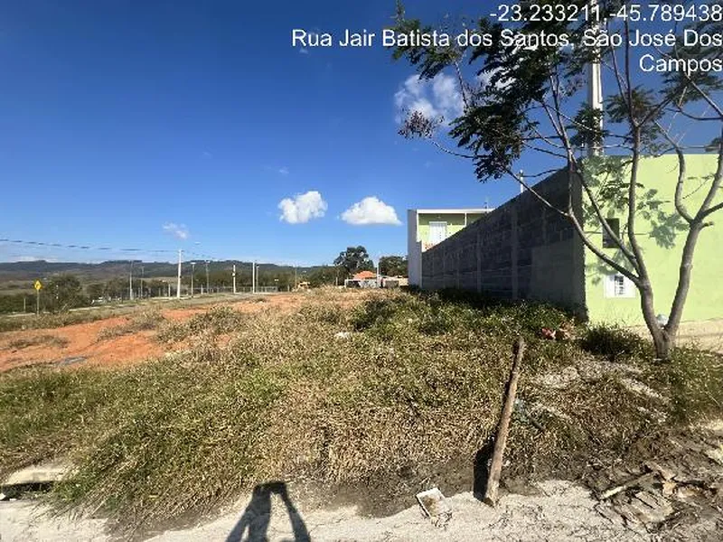 Terreno em Licitação