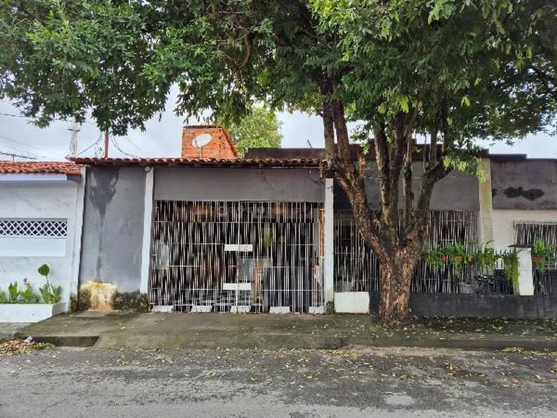 Casa em Licitação