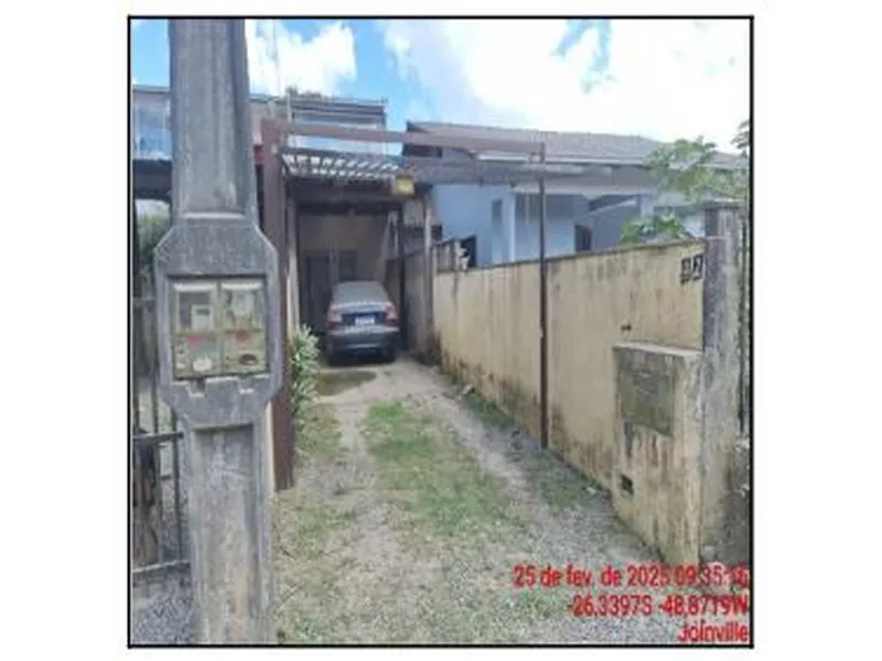 Casa em Leilão Extrajudicial