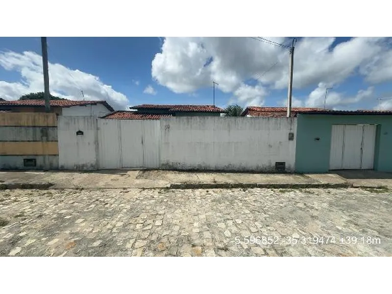 Casa em Leilão Extrajudicial