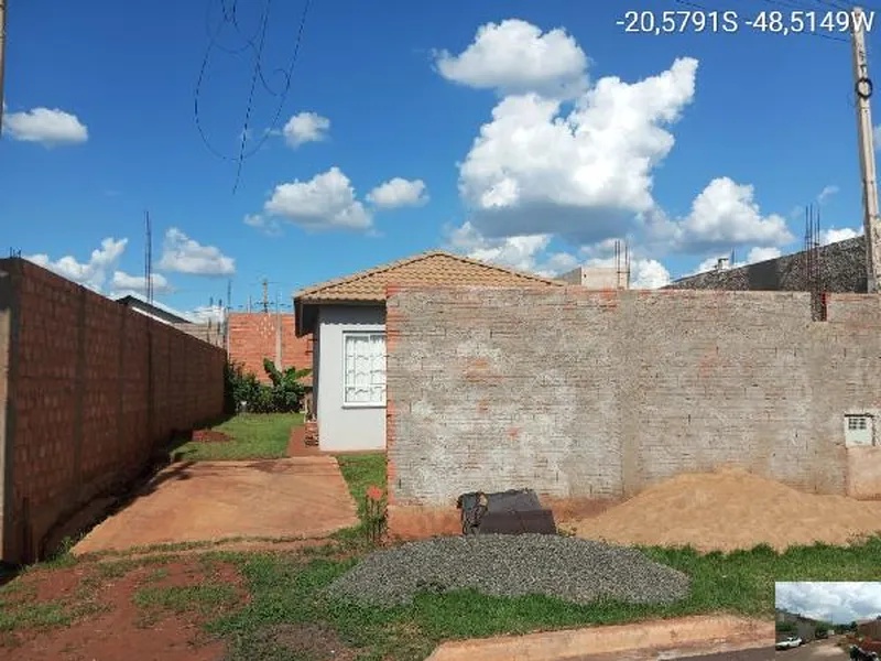 Casa em Leilão Extrajudicial
