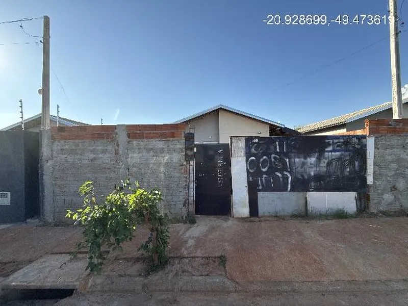 Casa em Leilão Extrajudicial