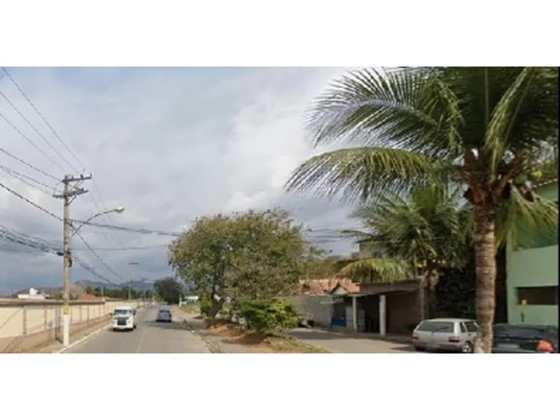 Terreno em leilão