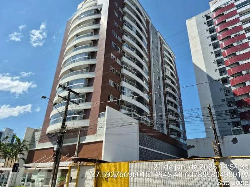 Apartamento em Licitação
