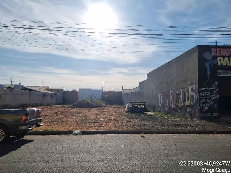 Terreno em Licitação