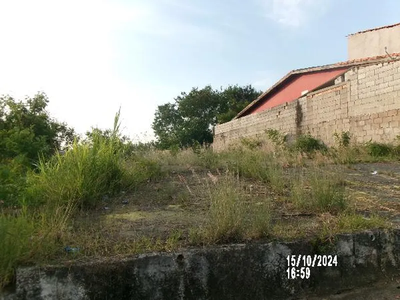 Terreno em Licitação