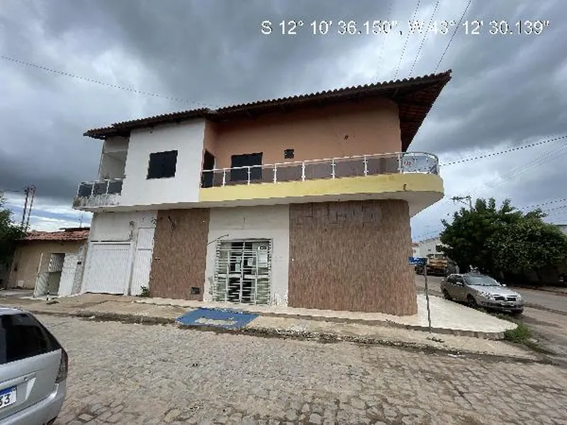 Comercial em Licitação
