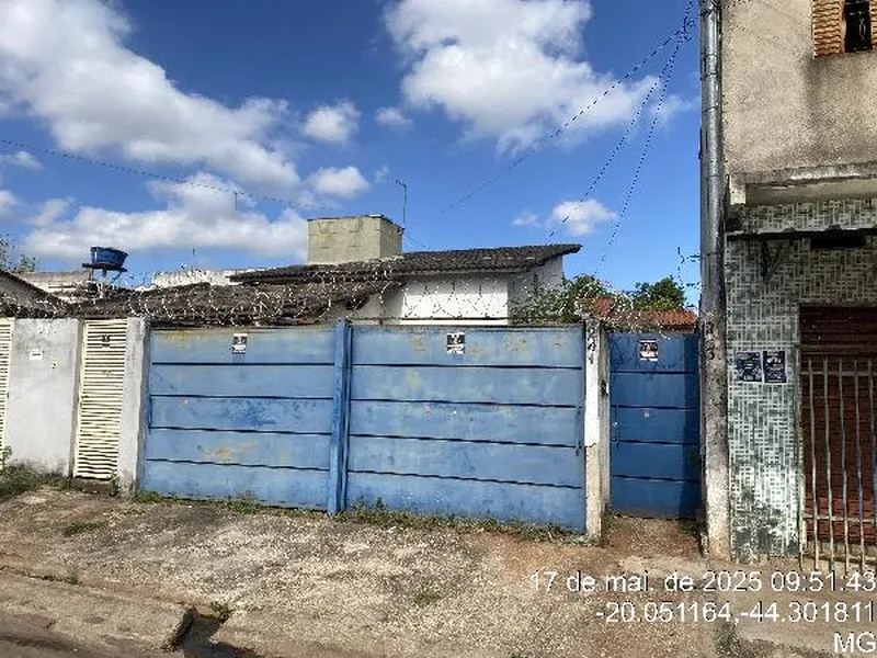 Casa em Leilão Extrajudicial