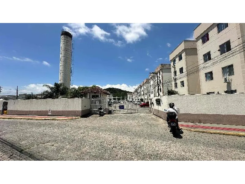 Apartamento em Licitação
