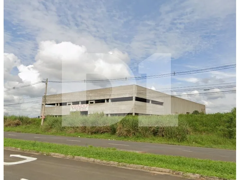 Prédio em leilão