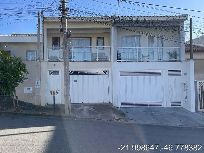Sobrado em Leilão Extrajudicial
