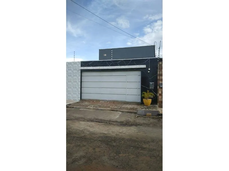 Casa em Leilão Extrajudicial