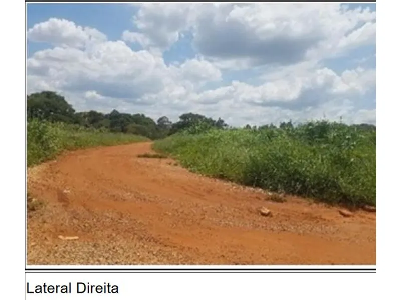 Gleba Urbana em leilão