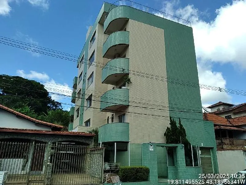 Apartamento em Leilão Extrajudicial