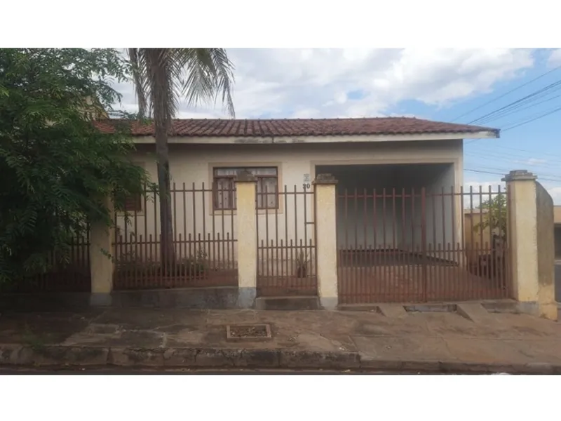 Casa em Leilão Extrajudicial