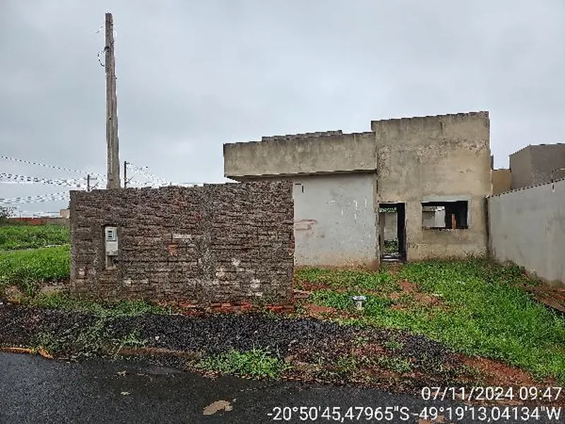 Casa em Leilão Extrajudicial