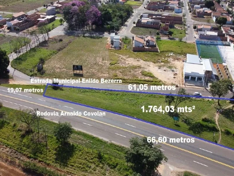 Terreno em leilão