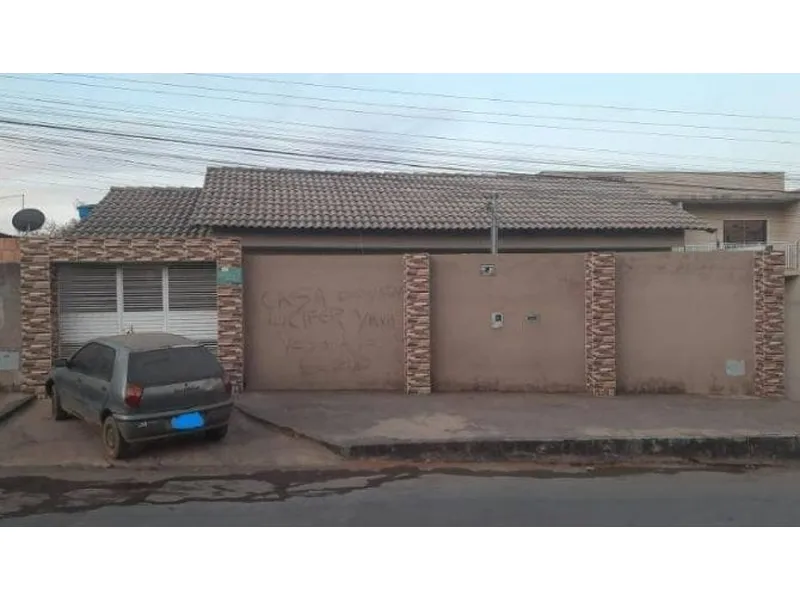 Casa em Leilão Extrajudicial