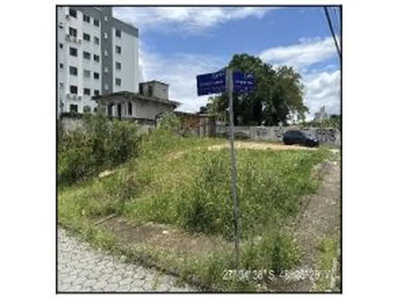 Terreno em Leilão Extrajudicial