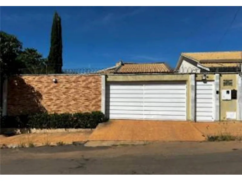 Casa em Leilão Extrajudicial