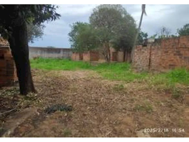 Terreno em leilão