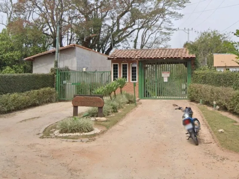 Gleba em leilão